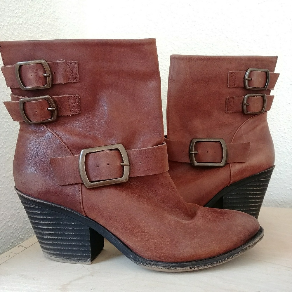 Lucky Brand Tommie Buckled Brown Ankle Boots 10M